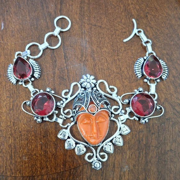 New Carved Red Goddess Face Garnet 925 Silver Bracelet. - Picture 4 of 16